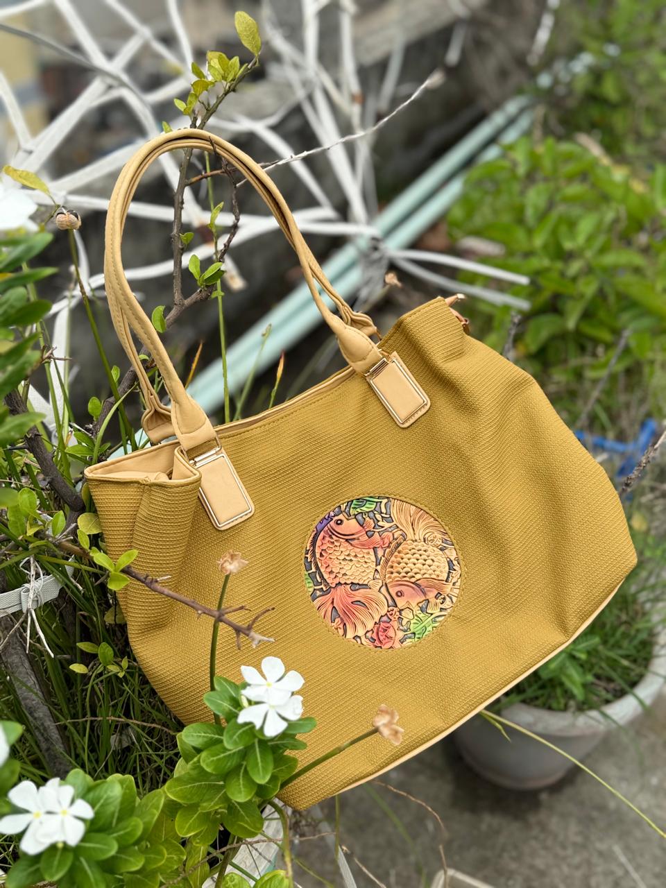 Mustard Fish Design Women's Handbag – Trendy Statement Shoulder Bag