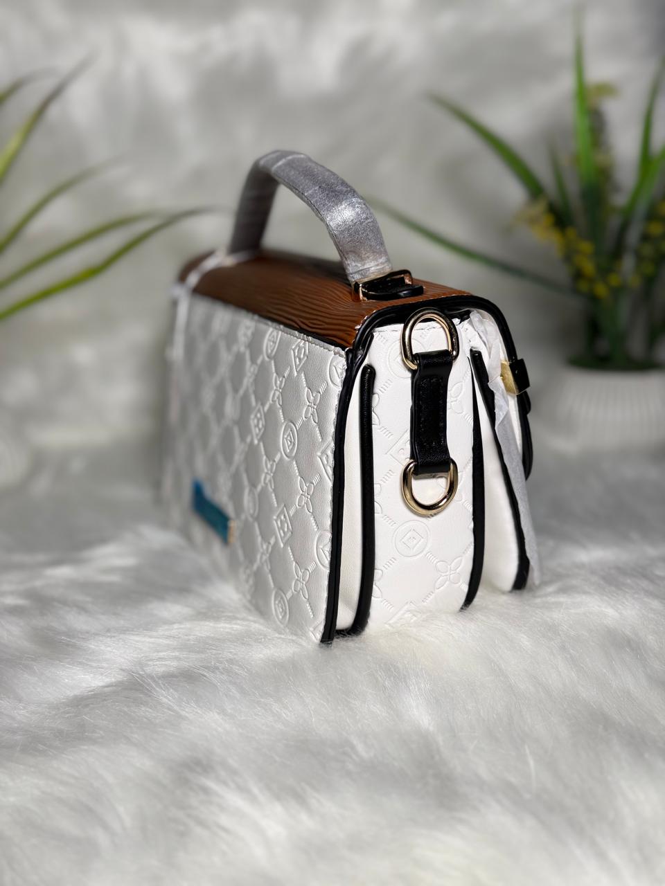 ALDO Women's Fashion Handbag – Elegant Shoulder Bag for Everyday Style